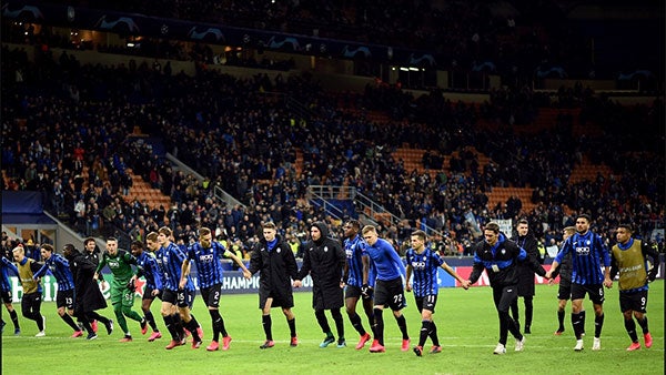 Los jugadores del equipo italiano al final del partido 