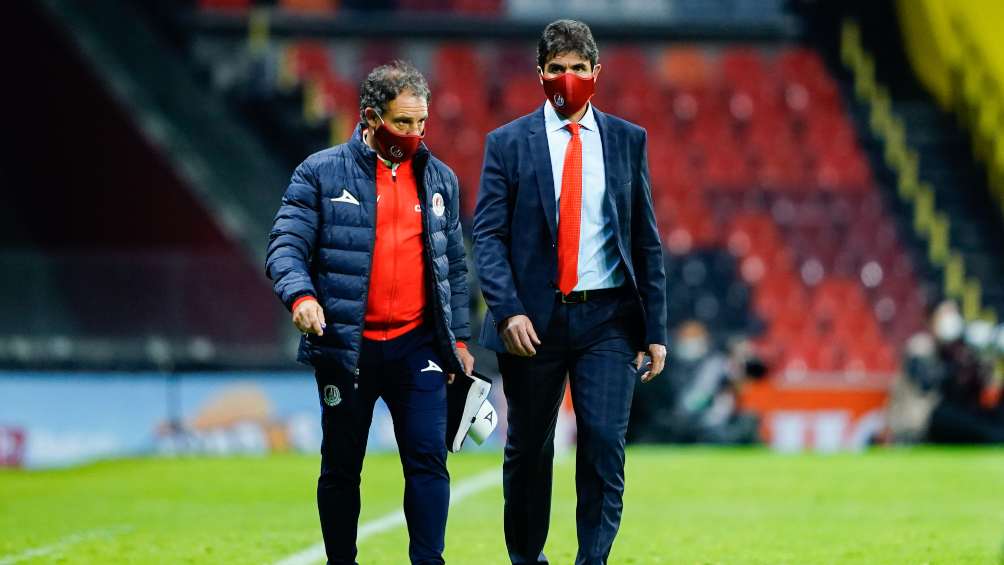 Pedro Gracia y Rocco previo a un partido