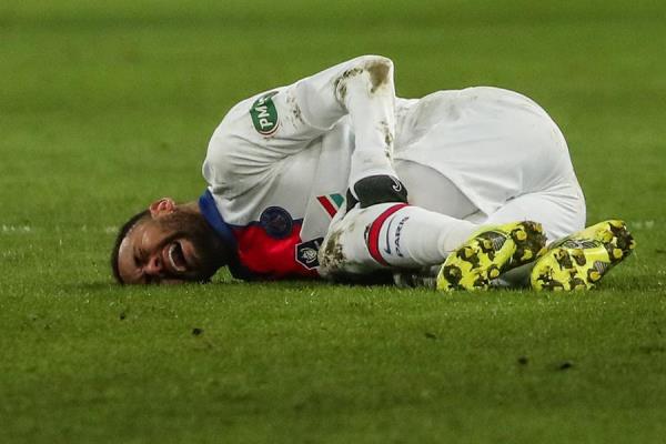 Neymar Jr lastimado en el encuentro SM Caen vs PSG 