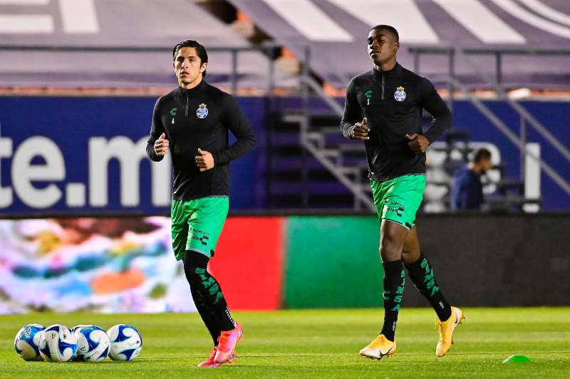 Félix Torres en entrenamiento