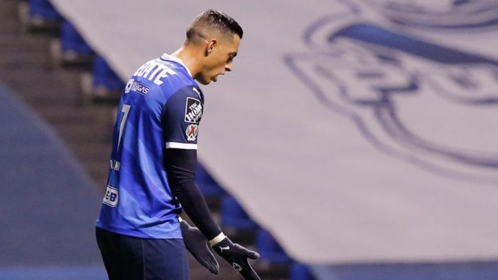 Funes Mori en partido con Rayados 