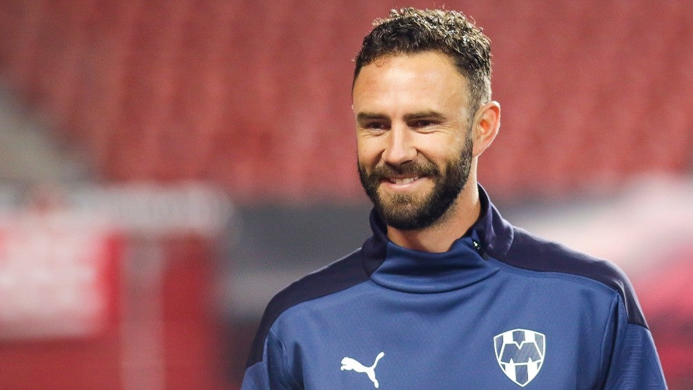 Miguel Layún previo a un partido con Rayados