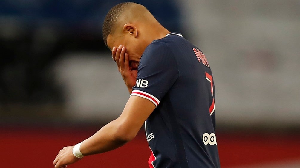 Mbappé reacciona al final del partido contra Mónaco