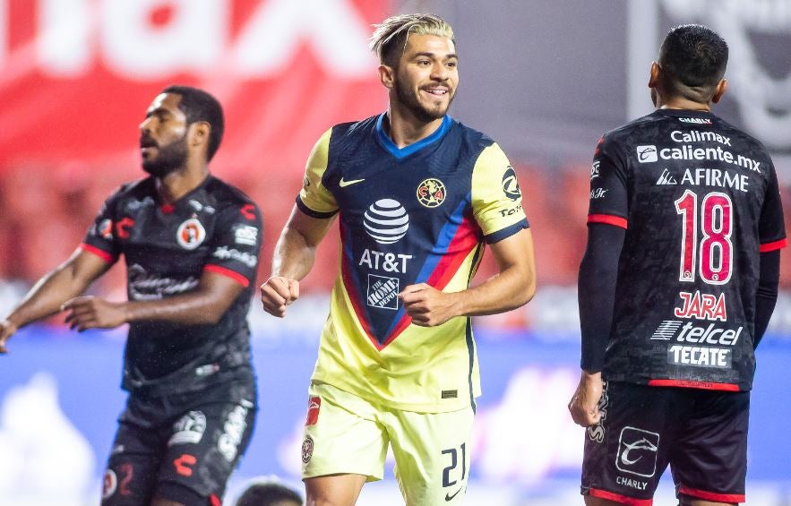 Henry festeja una anotación ante Xolos