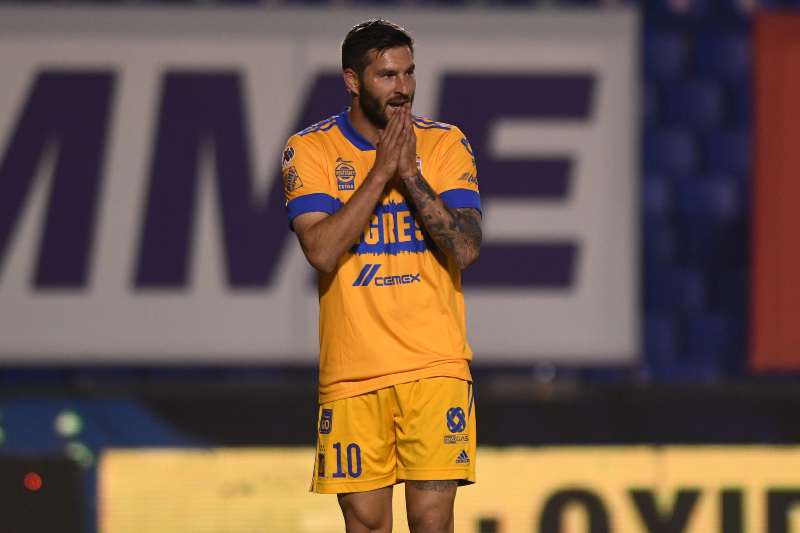 Gignac en partido con Tigres