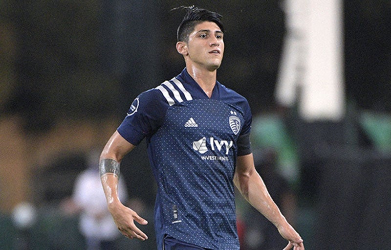 Pulido en encuentro del Sporting Kansas City