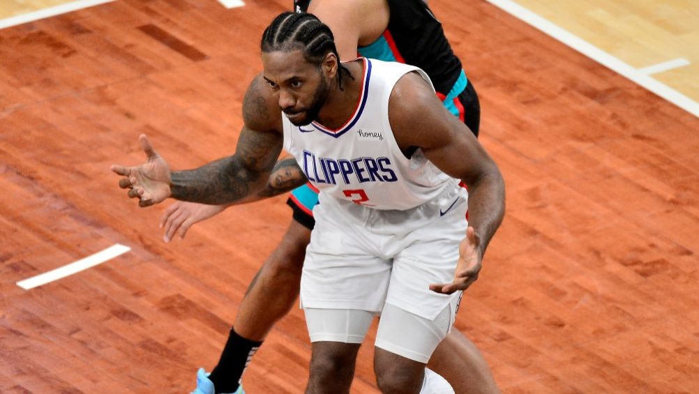 Kawhi Leonard en un partido con los Clippers