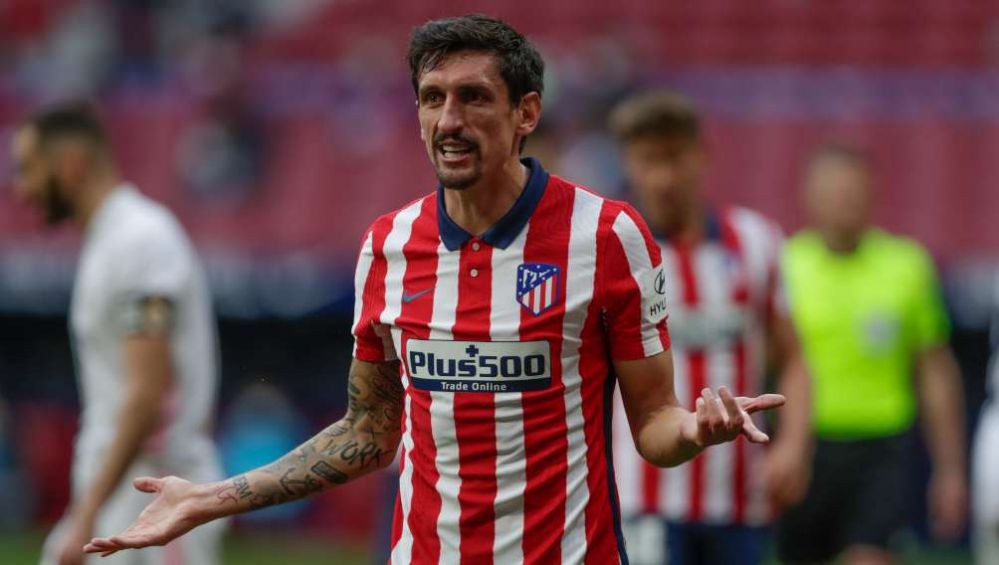 Savic en reclamo ante Real Madrid