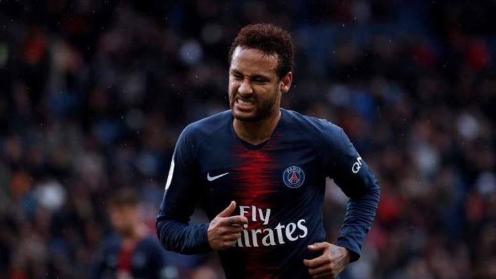 Neymar en un partido con el PSG 