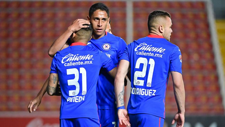 Orbelín festeja un gol de La Máquina