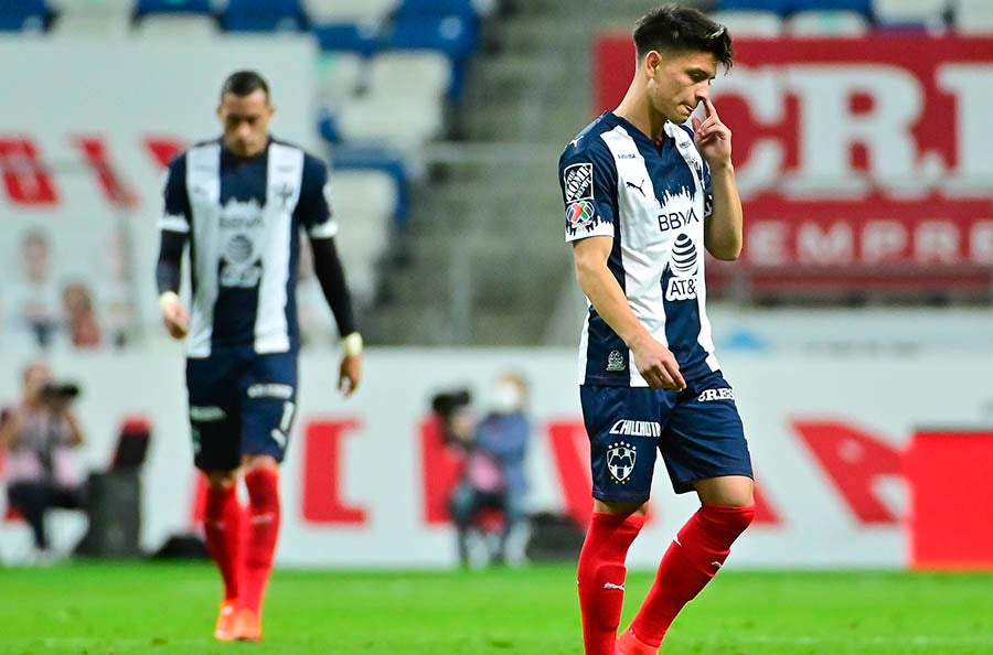 Jugadores de Monterrey, tras el empate ante León