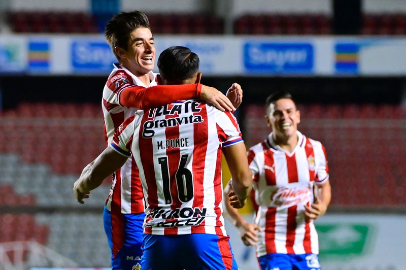 El Conejo celebrando un gol con sus compañeros