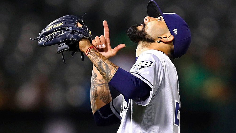 Romo celebra en un partido