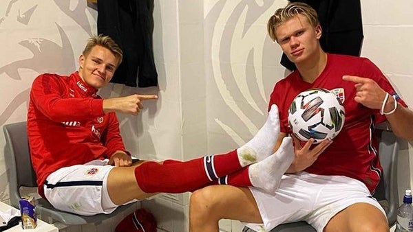 Odegaard y Haaland posan como seleccionados de Noruega