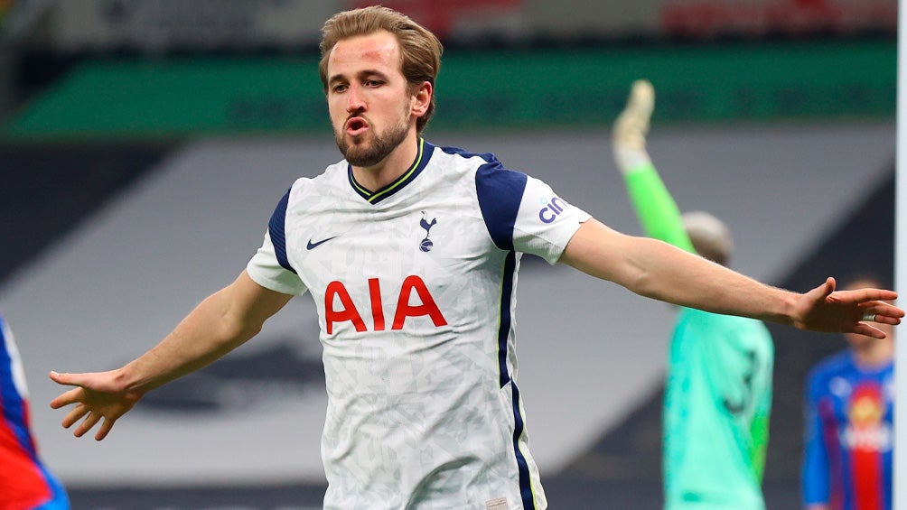 Harry Kane festeja un gol con el Tottenham 