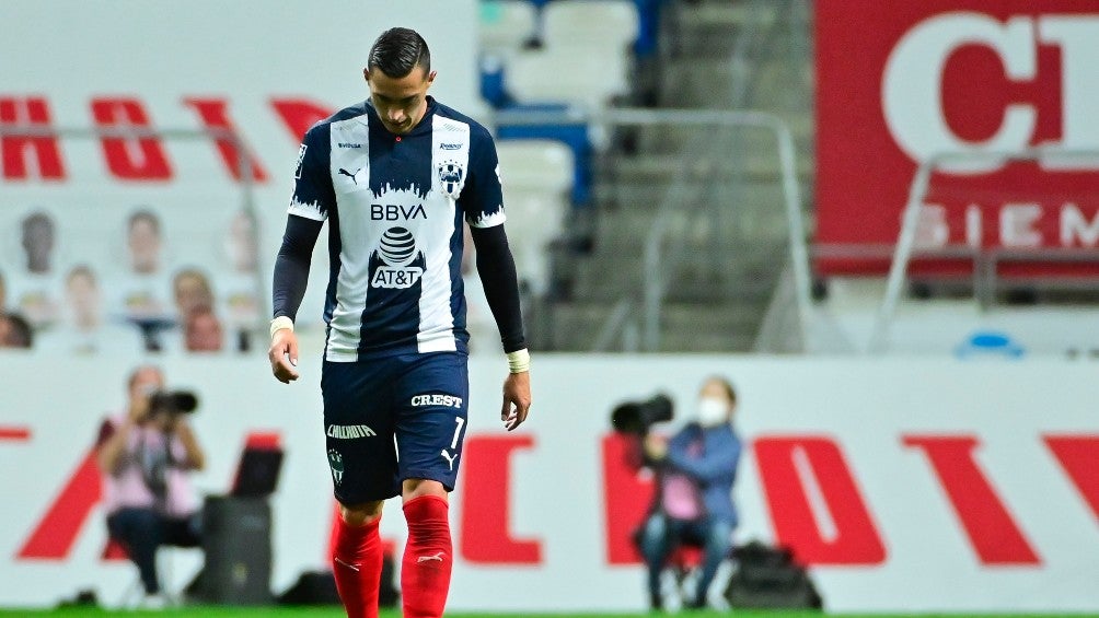 Rogelio Funes Mori durante un partido con Monterrey