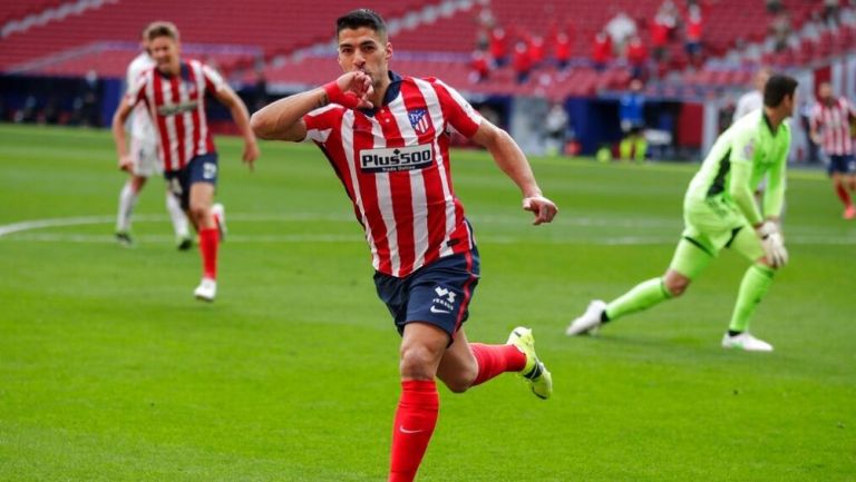 Luis Suárez festeja el gol contra el Madrid 