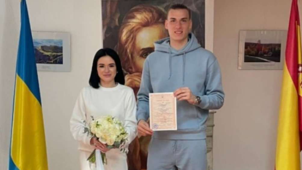 Lunin y su esposa