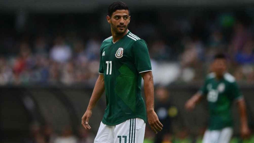 Carlos Vela en un partido del Tricolor