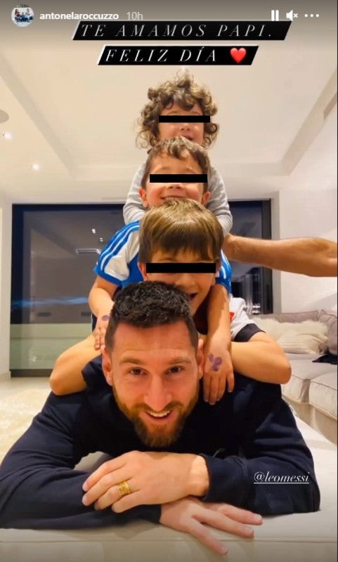 Messi con sus tres hijos