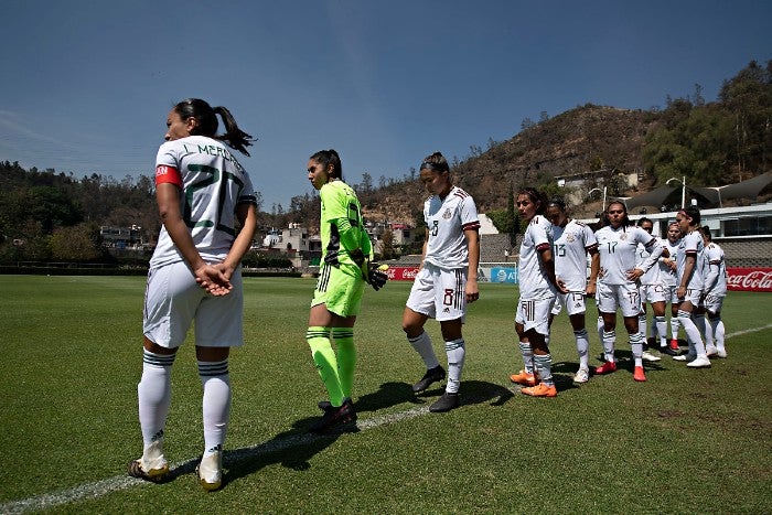 Jugadores del Tri Femenil previo a un partido