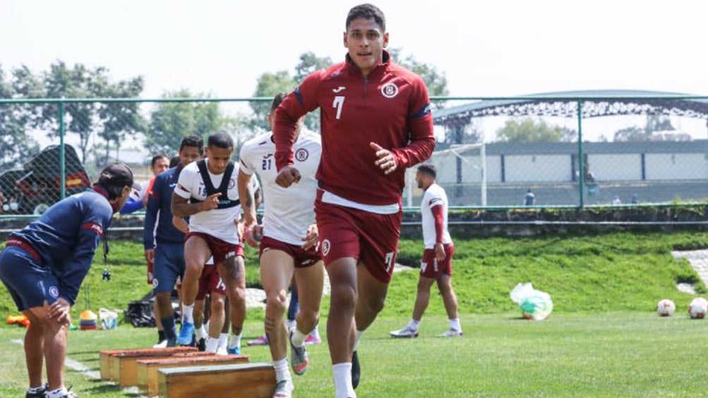 Jugadores de Cruz Azul, en un entrenamiento