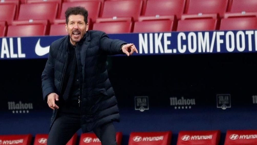 Simeone en partido con el Atlético 