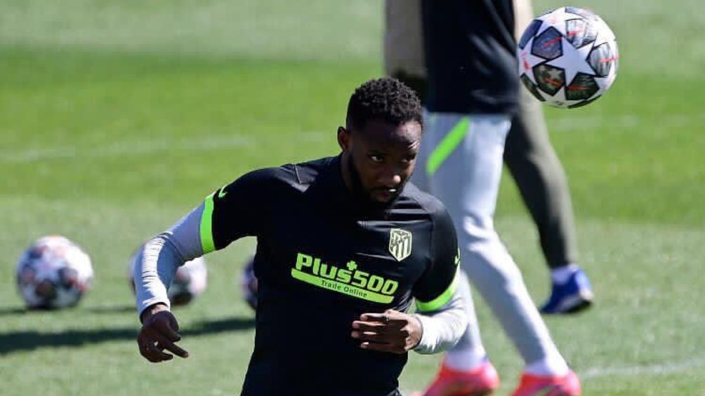 Moussa Dembélé en entrenamiento con el Atlético de Madrid