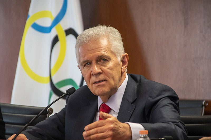 Carlos Padilla durante una conferencia de prensa 