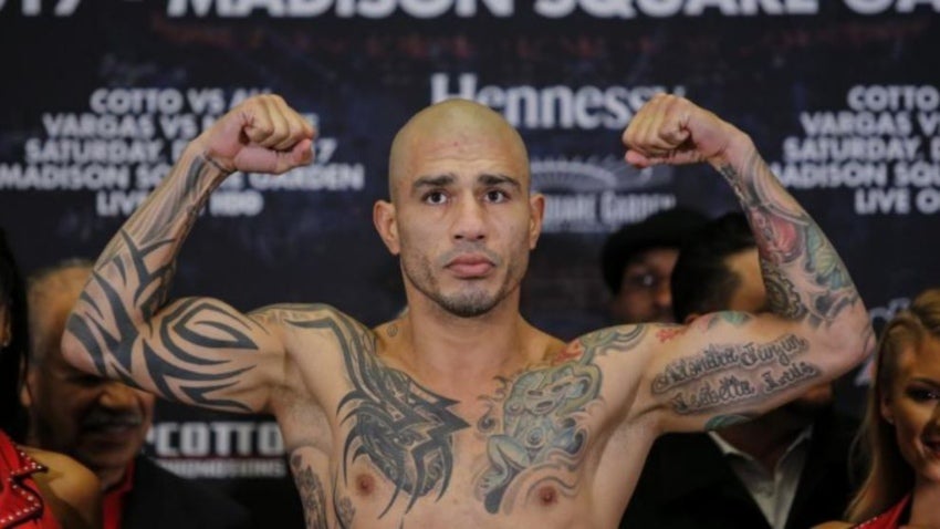 Miguel Cotto en un pesaje