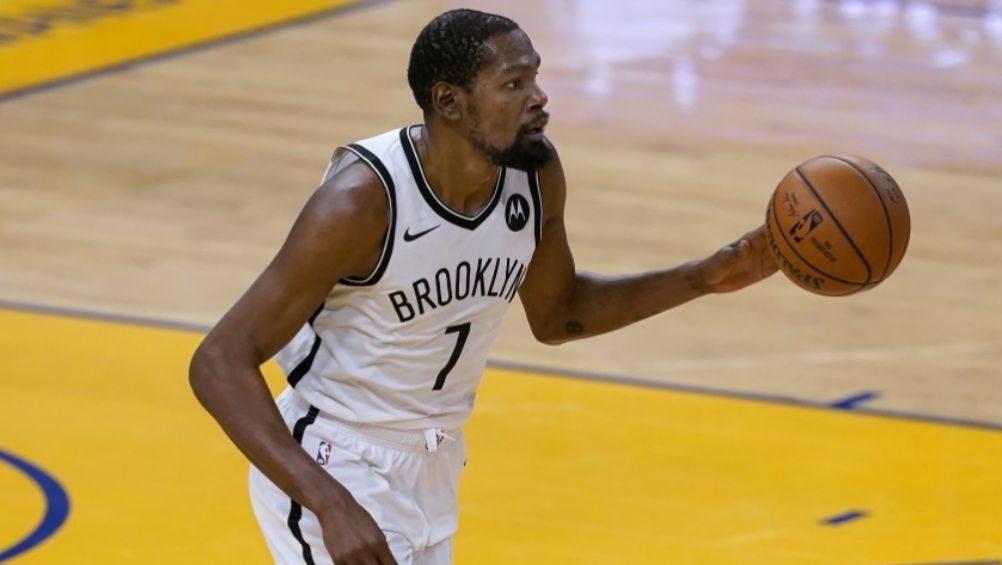 Kevin Durant en un partido con los Nets