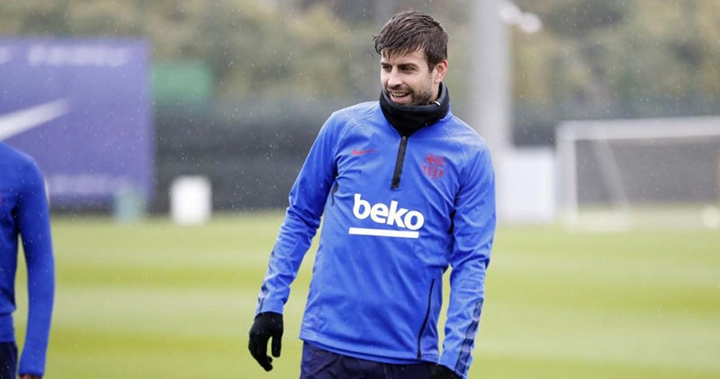 Gerard Piqué durante un entrenamiento con el Barcelona 