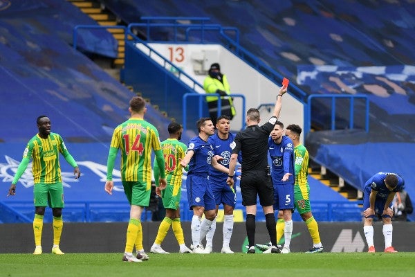 Chelsea reaccionó a la expulsión de Thiago Silva