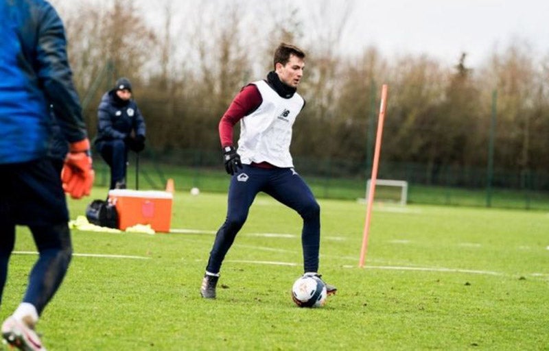 Pizzuto en entrenamiento en Francia