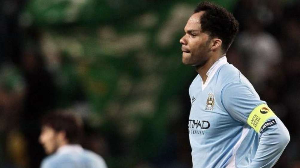 Joleon Lescott en partido