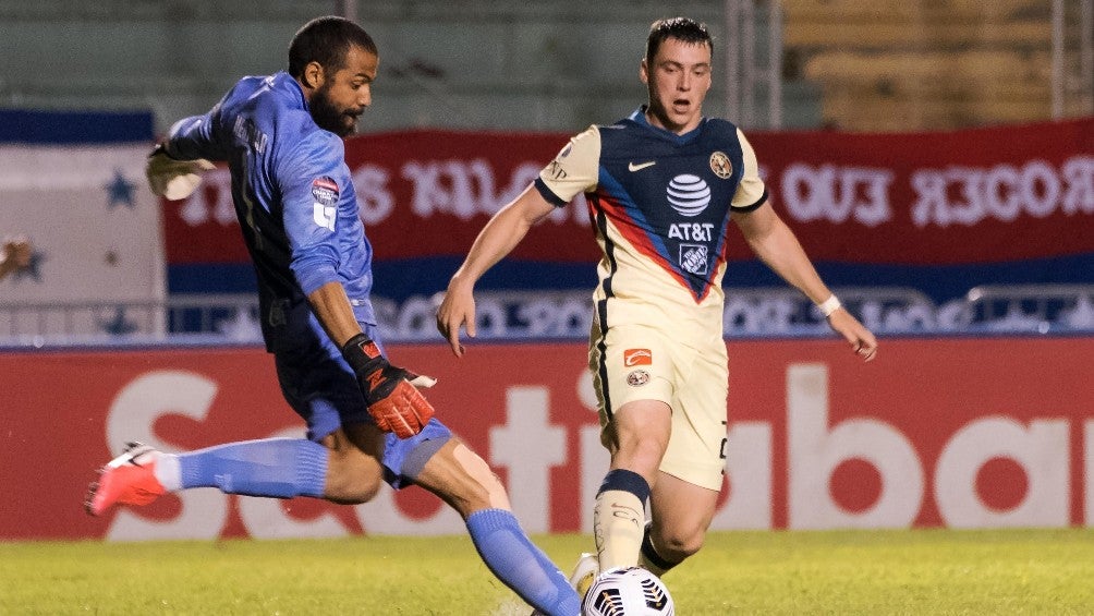 Federico Viñas en victoria vs Olimpia