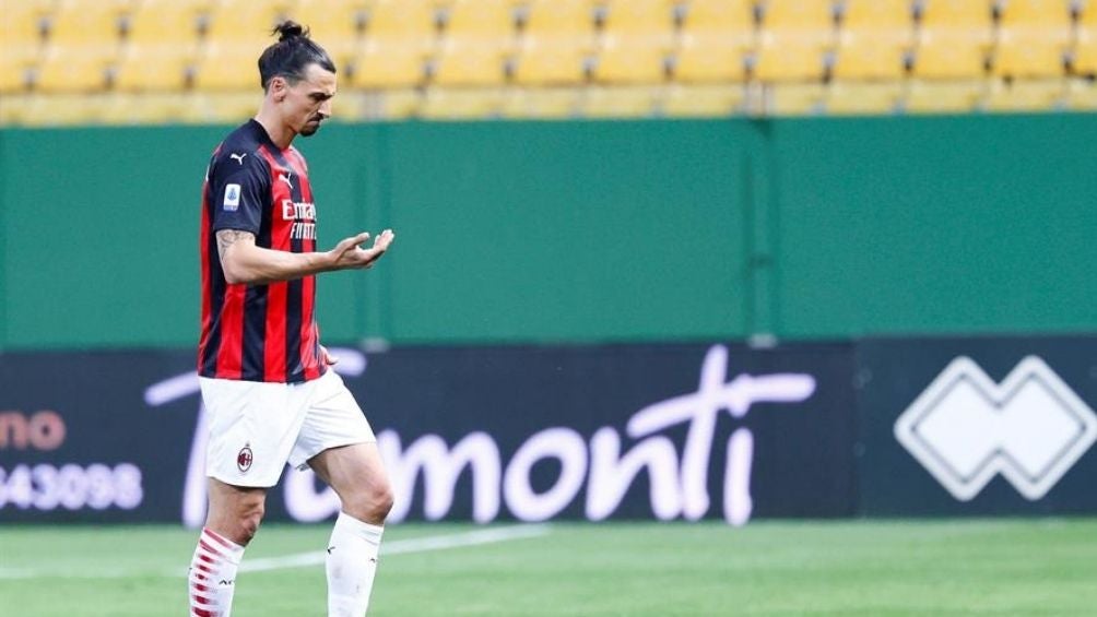 Ibrahimovic en un partido con el Milan 