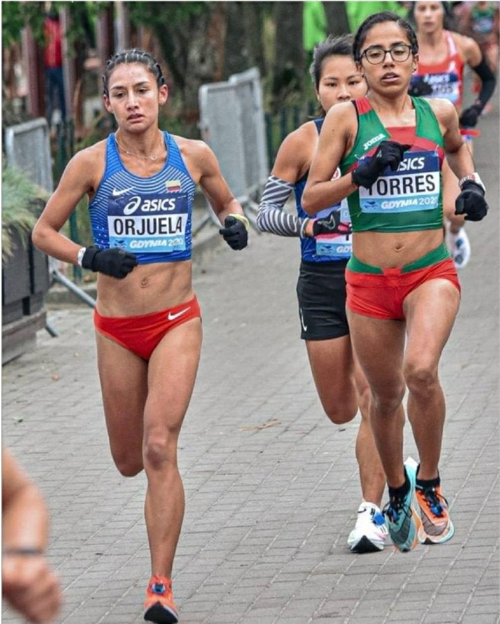 Daniela Torres durante una carrera