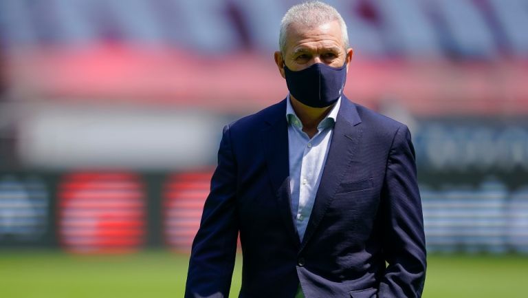 Javier Aguirre, en un partido de Rayados