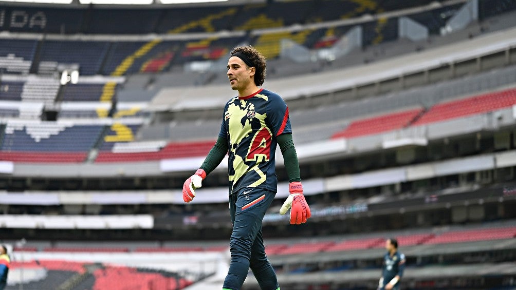 Memo Ochoa previo a un partido del América