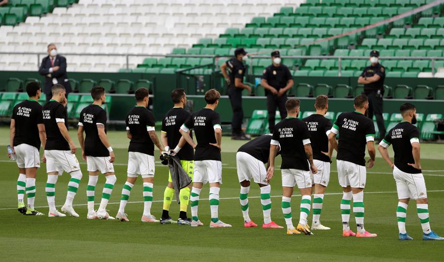 Jugadores del Betis previo a un partido