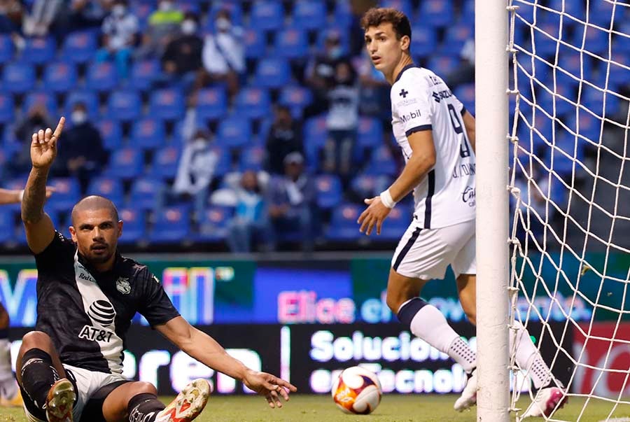 Gol de Juan Ignacio Dinneno que fue anulado por fuera de lugar previo