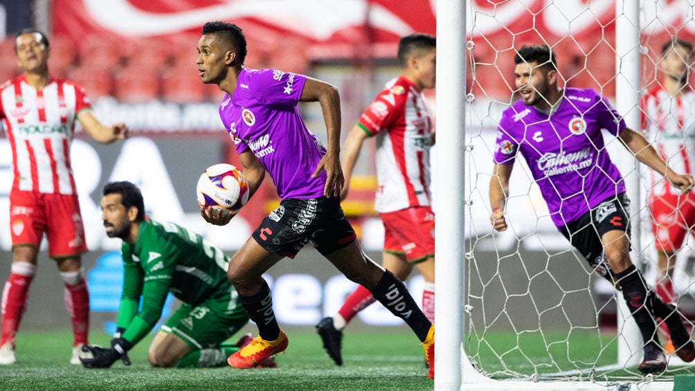 Fidel Martínez, en festejo de gol