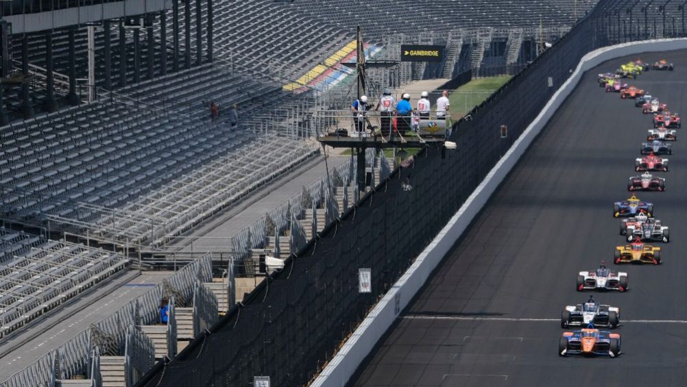 Indy 500 abre sus puertas para recibir a 135 mil aficionados