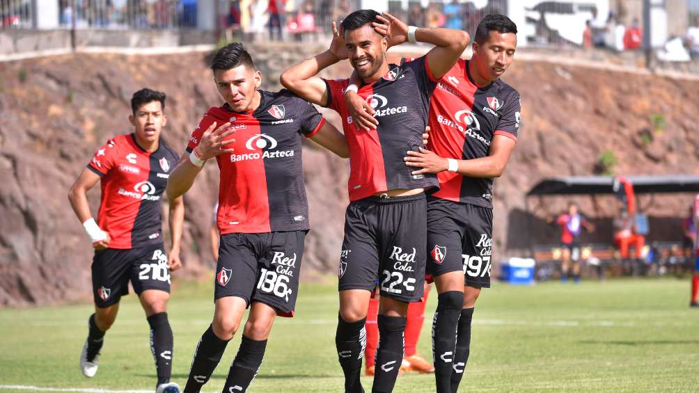 Atlas Sub 20 en festejo de gol