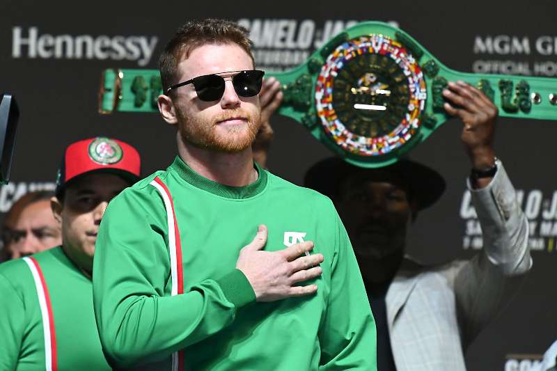 Canelo Álvarez en presentación