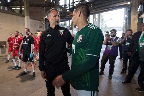 Giggs se reencuentra con Javier Hernández en Pasadena, California