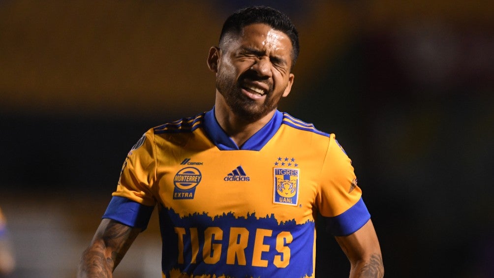 Tigres: Javier Aquino y Francisco Meza descartados para juego ante Chivas