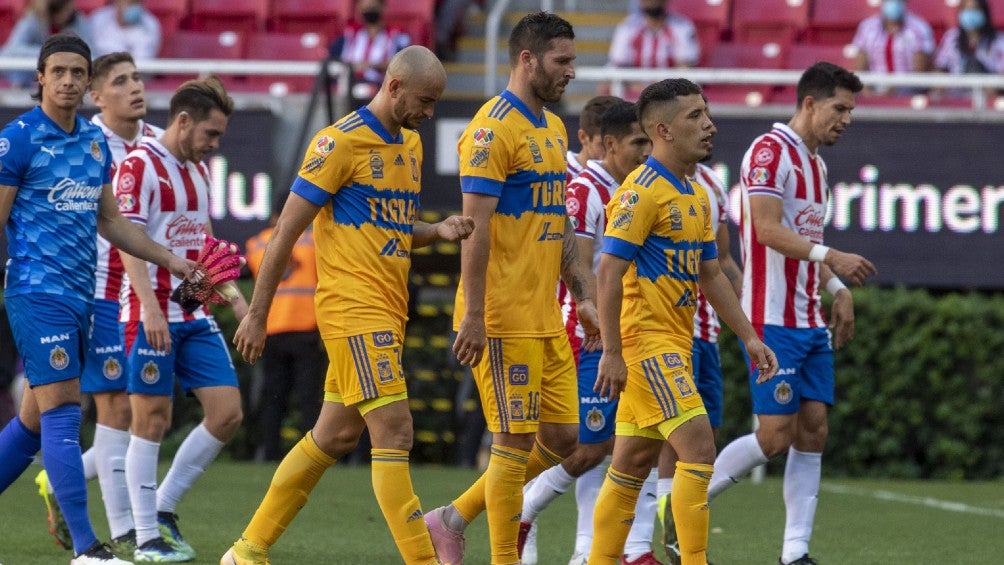 Tigres: Sólo con seis suplentes en juego ante Chivas