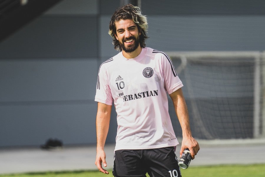 Rodolfo Pizarro durante un entrenamiento con Inter de Miami